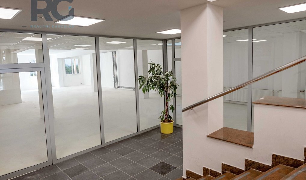 Prodej obchodních prostor 173 m², Písek – náhled fotky 5
