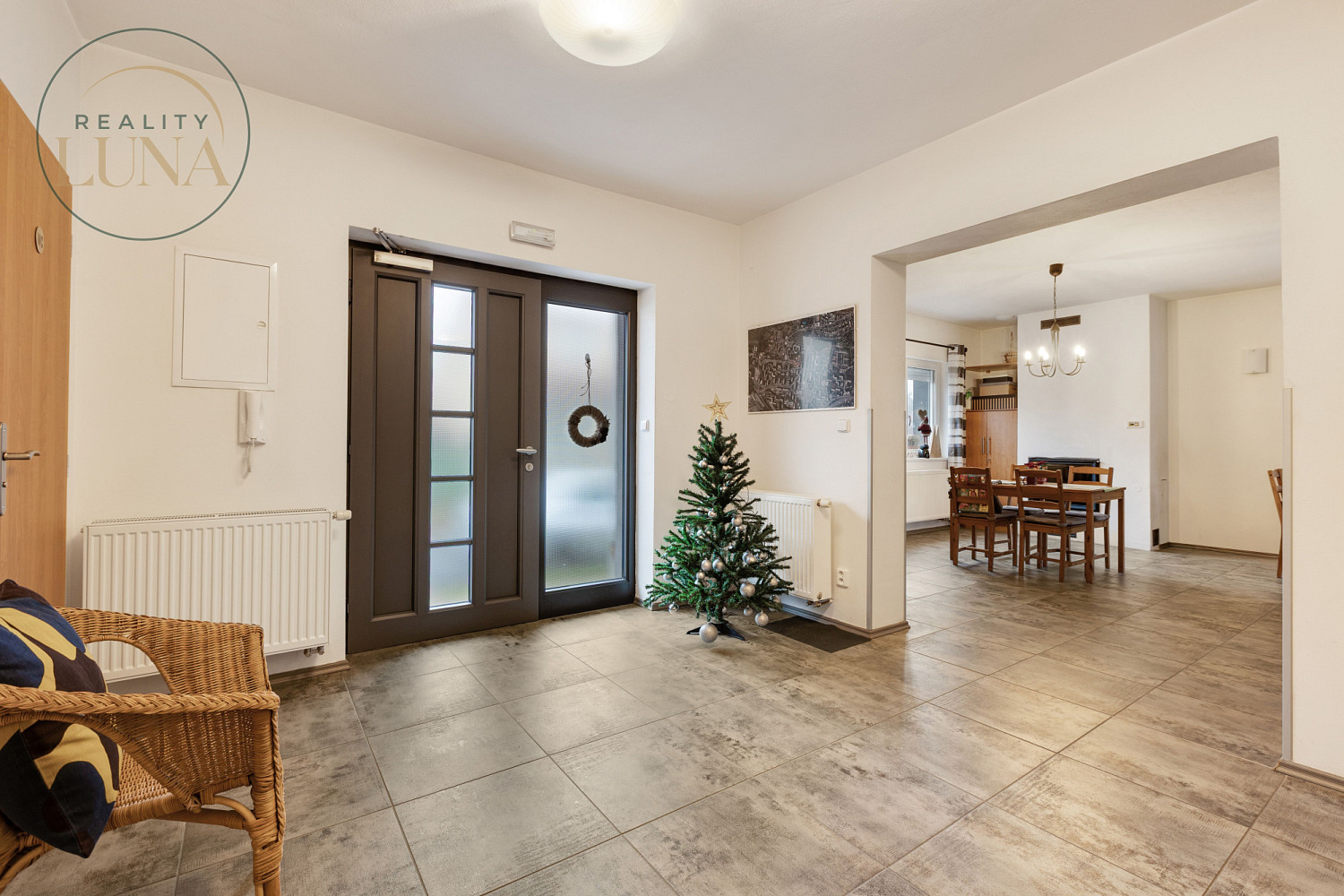 Prodej domu 376 m² s pozemkem 372 m² – fotografie 4