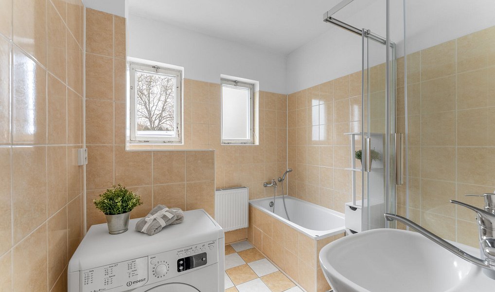 Prodej domu 80 m² s pozemkem 1 203 m², Husinec – náhled fotky 7