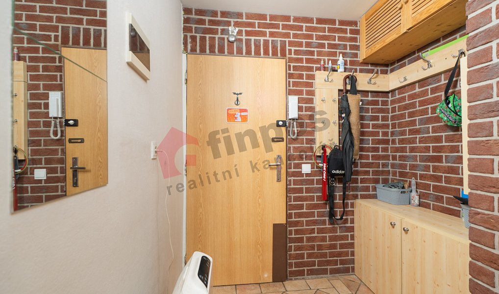 Prodej bytu 3+1 88 m², Benešov – náhled fotky 15