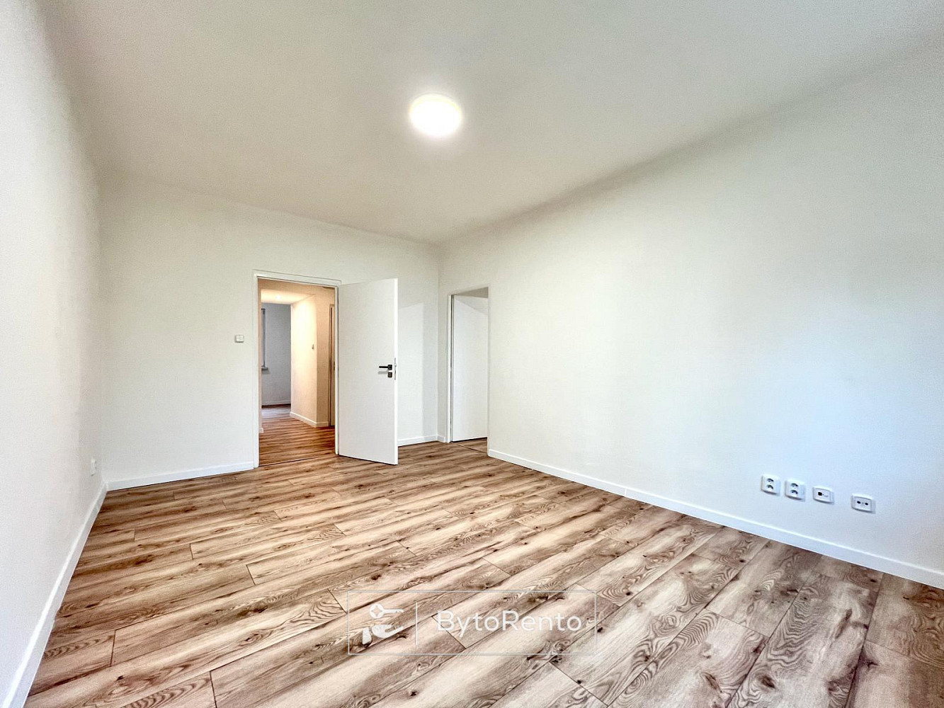 Pronájem bytu 2+1 56 m² – fotografie 5