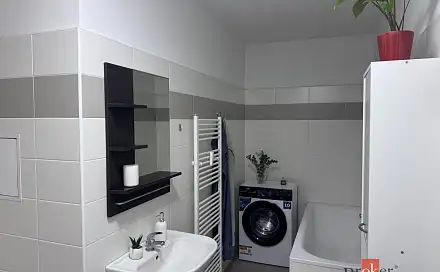 Pronájem bytu 1+kk 32 m², Sídliště, Žebrák, okres Beroun