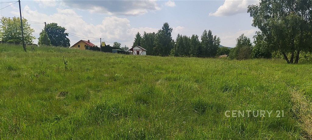 Prodej stavebního pozemku 868 m² – pohled 3