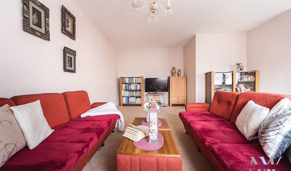 Prodej domu 250 m² s pozemkem 633 m², Dobříš – náhled fotky 10