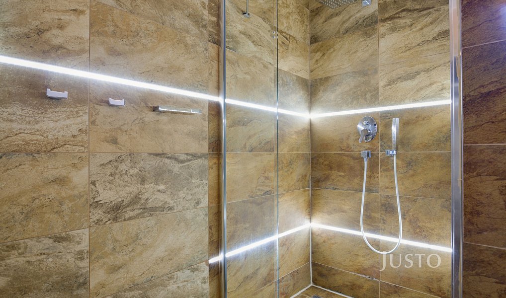 Prodej domu 227 m² s pozemkem 1 747 m², Teplice – náhled fotky 25