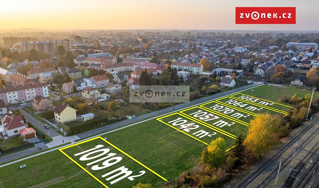 Prodej stavebního pozemku 1 070 m², Hulín – náhled fotky 16