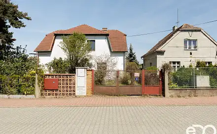 Prodej domu 120 m² s pozemkem 356 m², Na paloučku, Praha 10 - Dolní Měcholupy