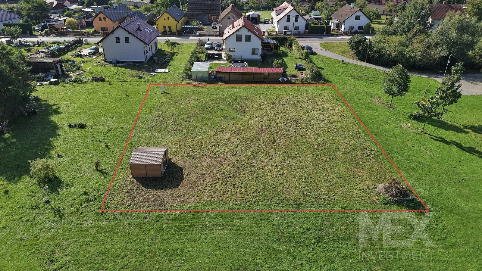 Prodej stavebního pozemku 999 m²
