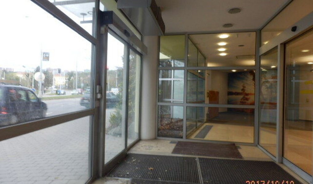 Pronájem obchodních prostor 197 m², Brno – náhled fotky 8