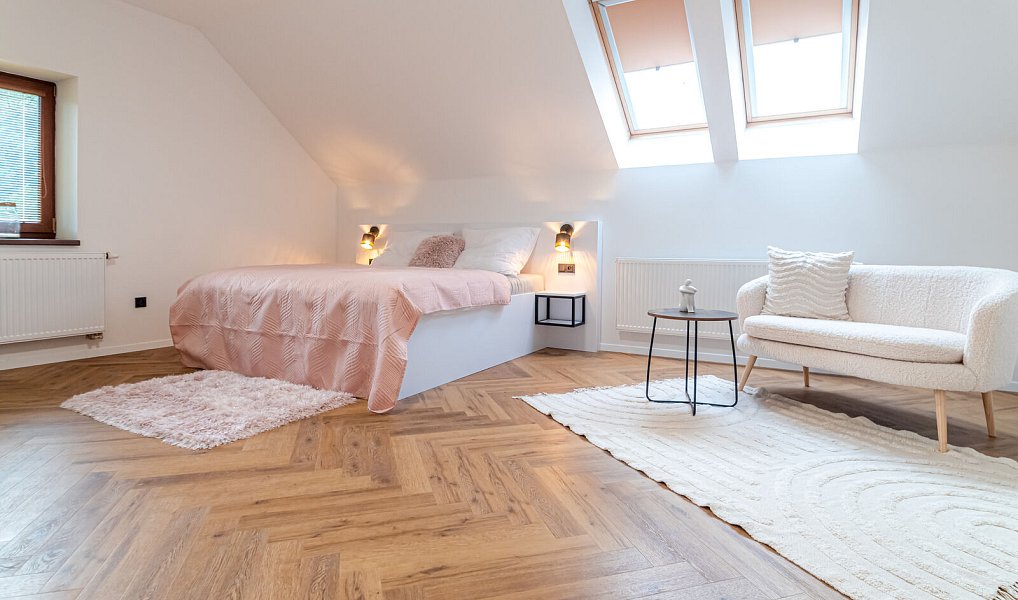 Prodej domu 350 m² s pozemkem 1 688 m², Sobotín – náhled fotky 37
