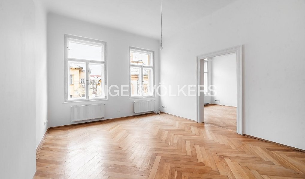 Pronájem bytu 2+1 87 m², Praha – náhled fotky 2