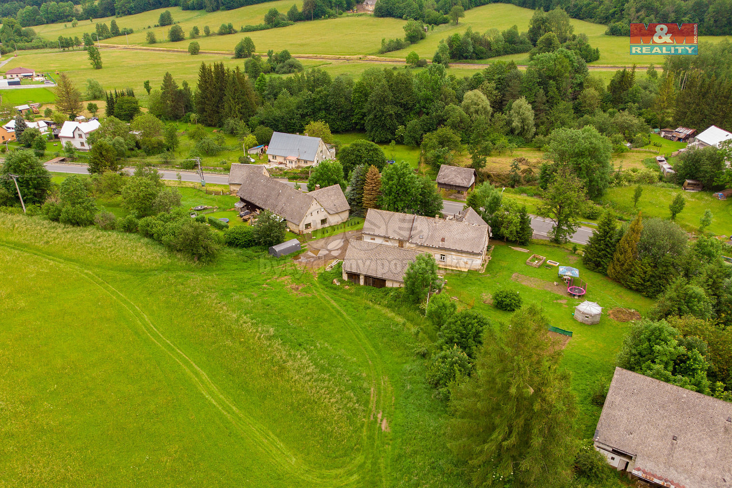 Prodej stavebního pozemku 1 442 m² – fotografie 5