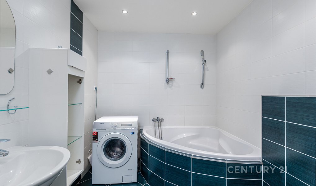 Prodej bytu 2+kk 65 m², Praha – náhled fotky 8