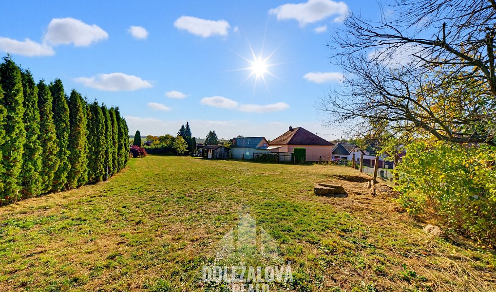 Prodej stavebního pozemku 773 m², Kozlov – náhled fotky 8