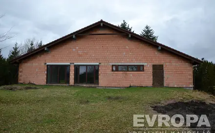 Prodej domu 230 m² s pozemkem 2 280 m², Bělušice, okres Kolín