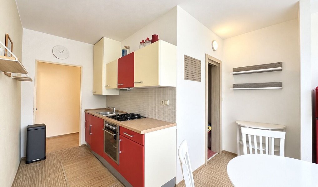 Pronájem bytu 3+1 73 m², Karolinka – náhled fotky 5