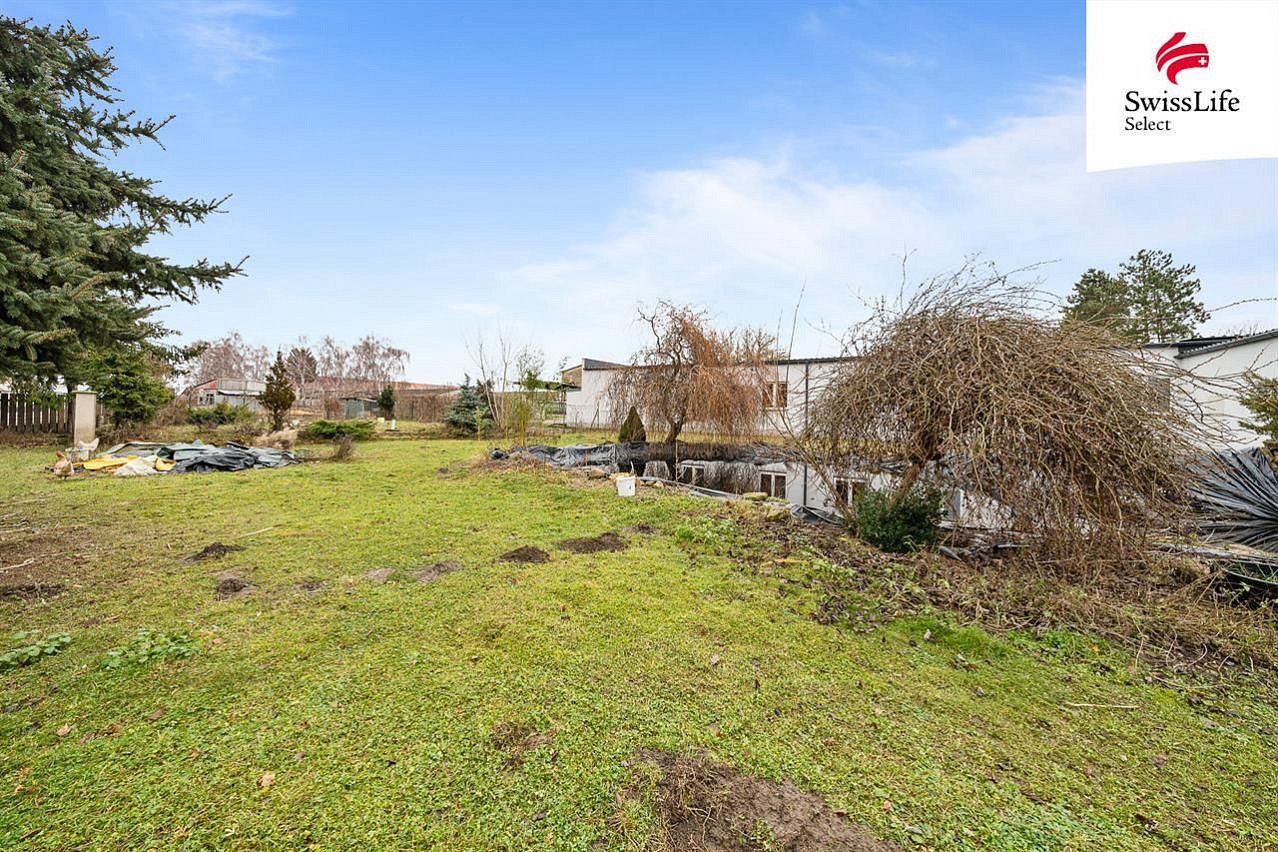 Prodej komerčního pozemku 946 m² – fotografie 4