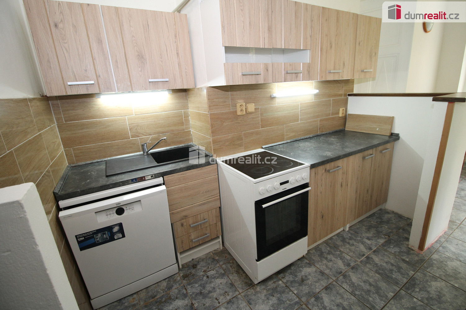 Prodej bytu 2+1 67 m² — photo 2