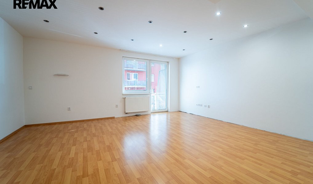 Pronájem bytu 1+kk 43 m², Kutná Hora – náhled fotky 3