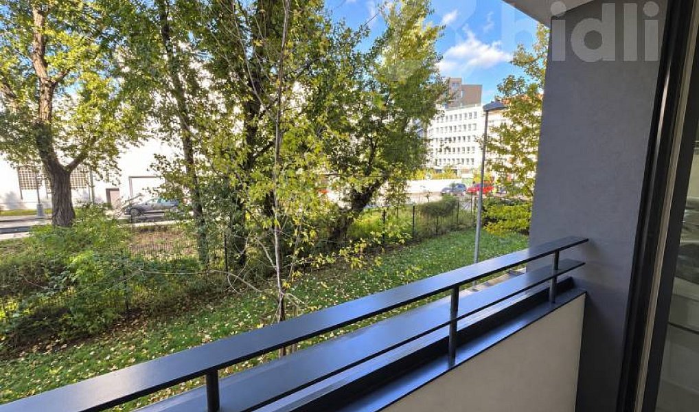 Pronájem bytu 2+kk 55 m², Praha – náhled fotky 8