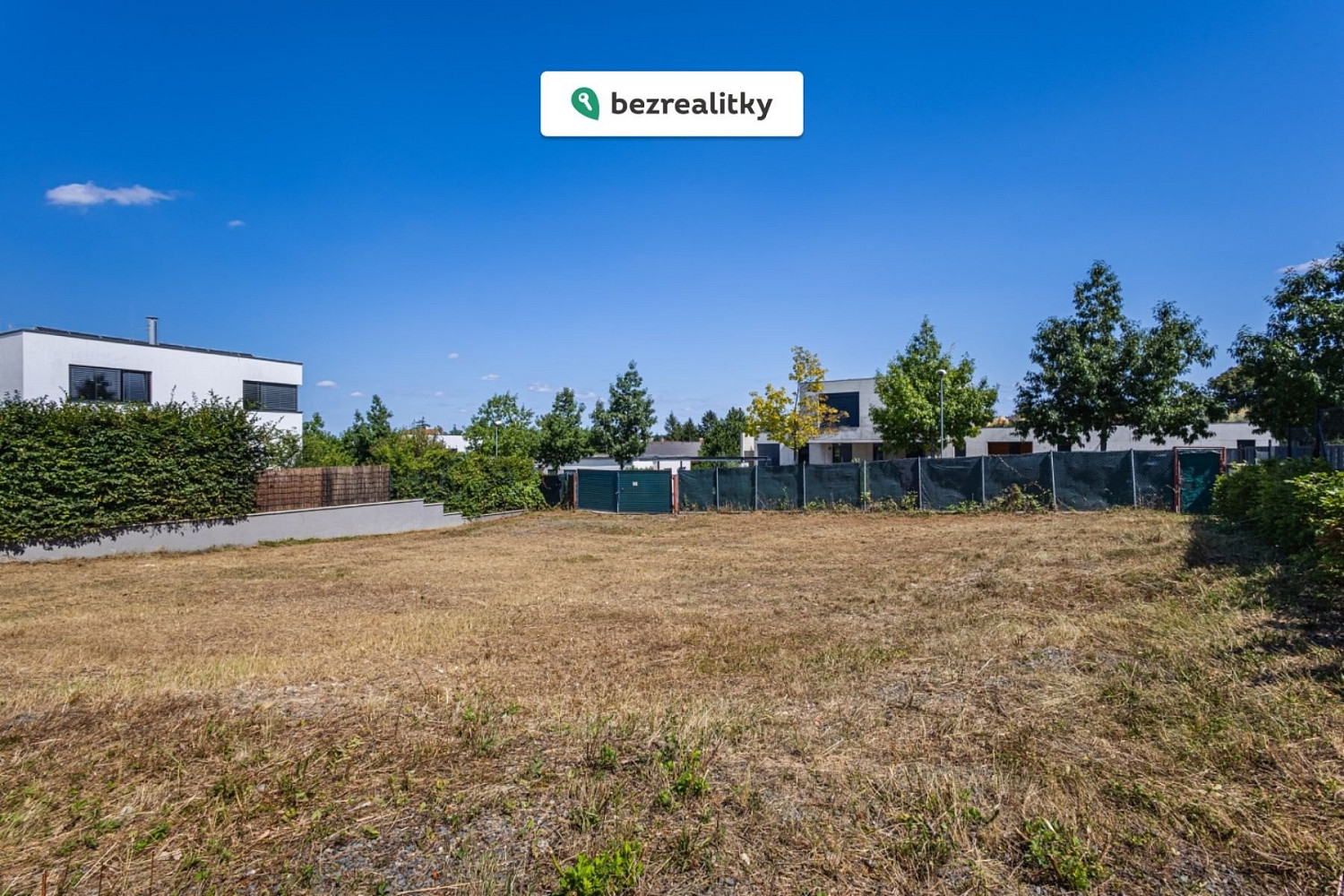 Prodej stavebního pozemku 826 m² – fotografie 5