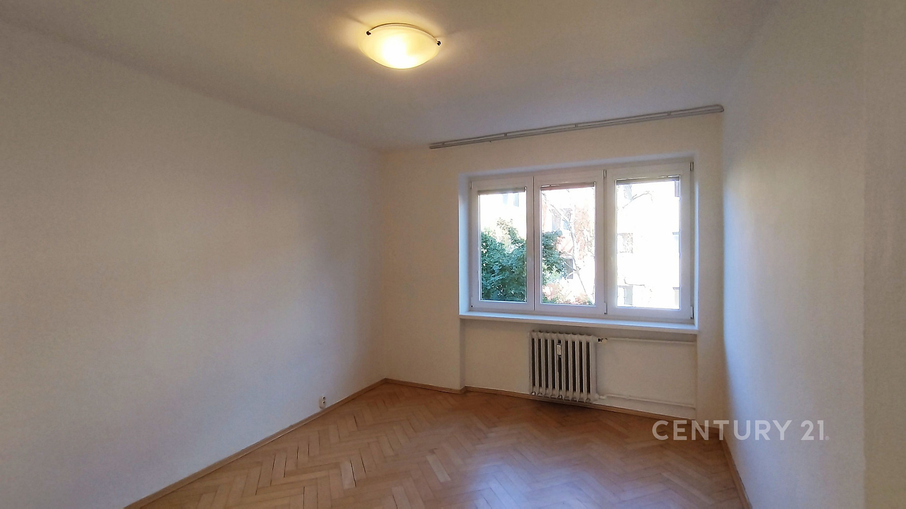Pronájem bytu 2+1 54 m² – fotografie 2