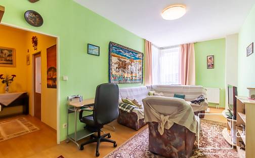 Prodej bytu 2+kk 50 m², Tmaň, okres Beroun