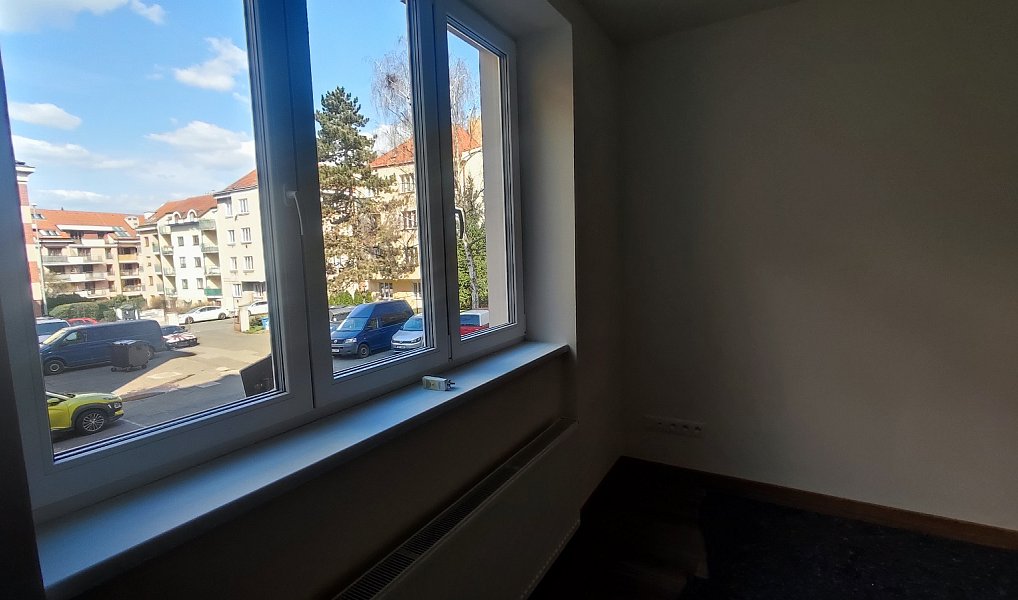 Prodej bytu 3+1 85 m², Praha – náhled fotky 26