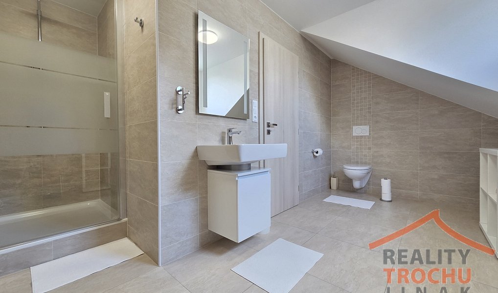Prodej komerčního objektu (jiného typu) 715 m², Trutnov – náhled fotky 33