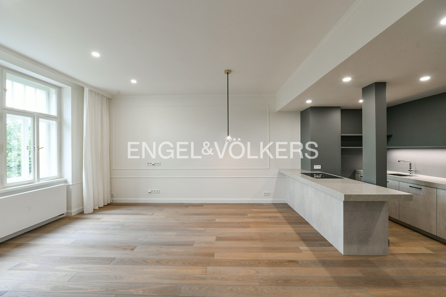 Pronájem bytu 4+kk 107 m² — photo 4
