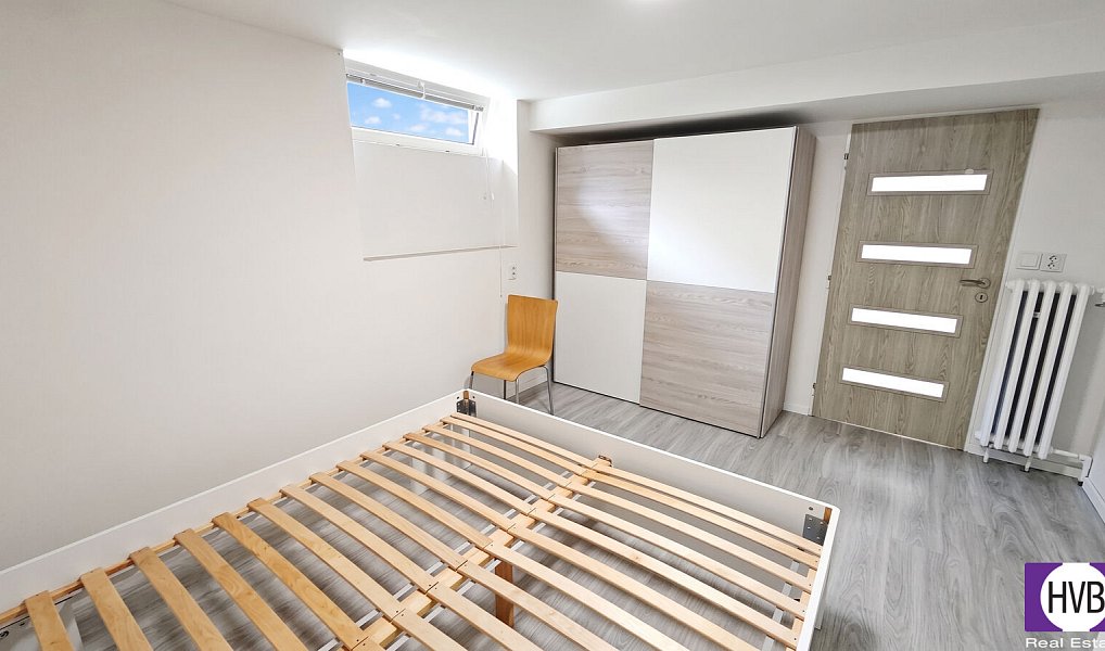 Pronájem bytu 2+kk 42 m², Praha – náhled fotky 8