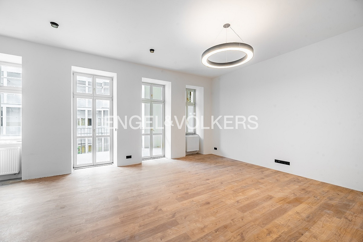 Pronájem bytu 3+kk 102 m²
