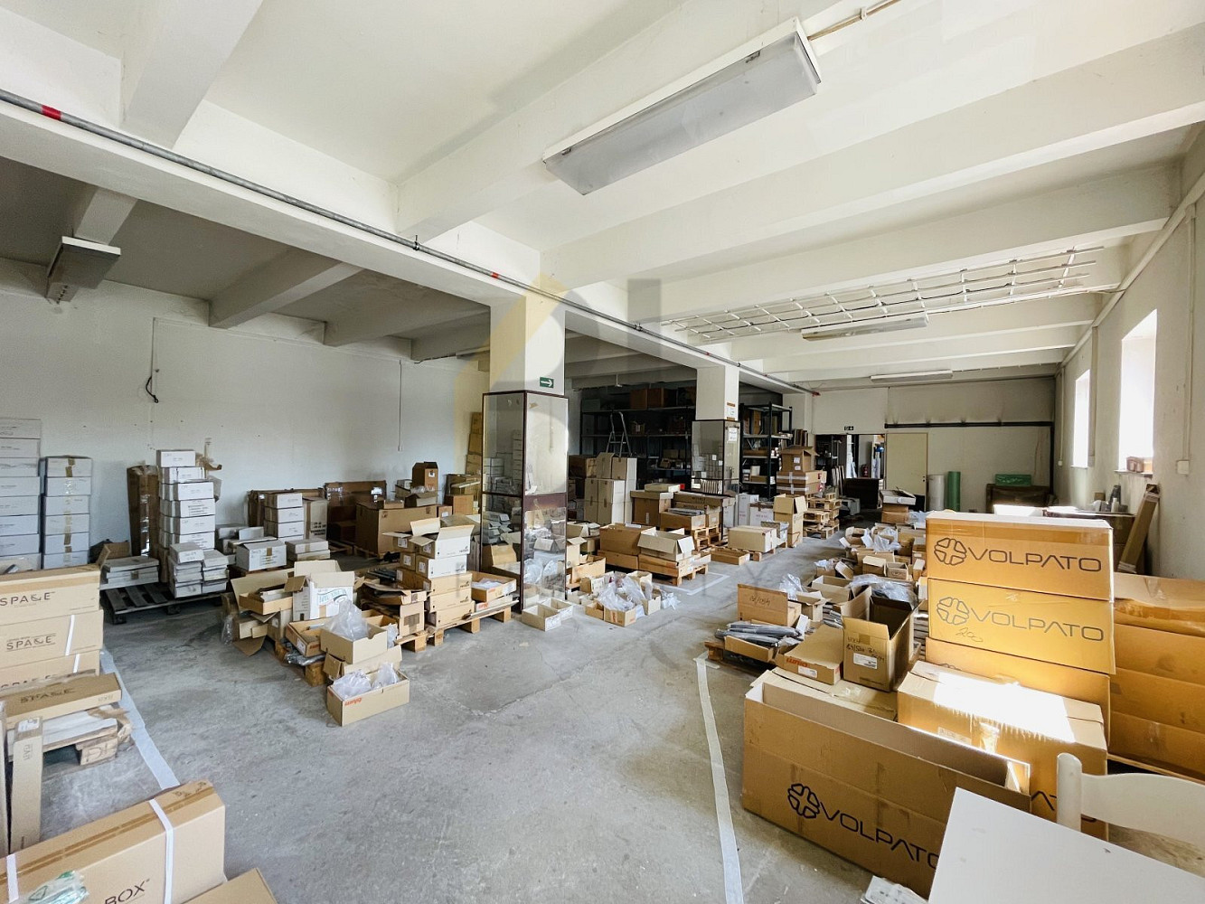Pronájem obchodních prostor 250 m² – fotografie 5