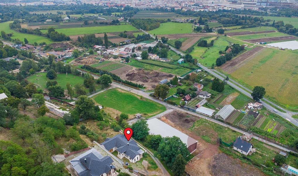Prodej domu 209 m² s pozemkem 1 020 m², Plzeň – náhled fotky 4