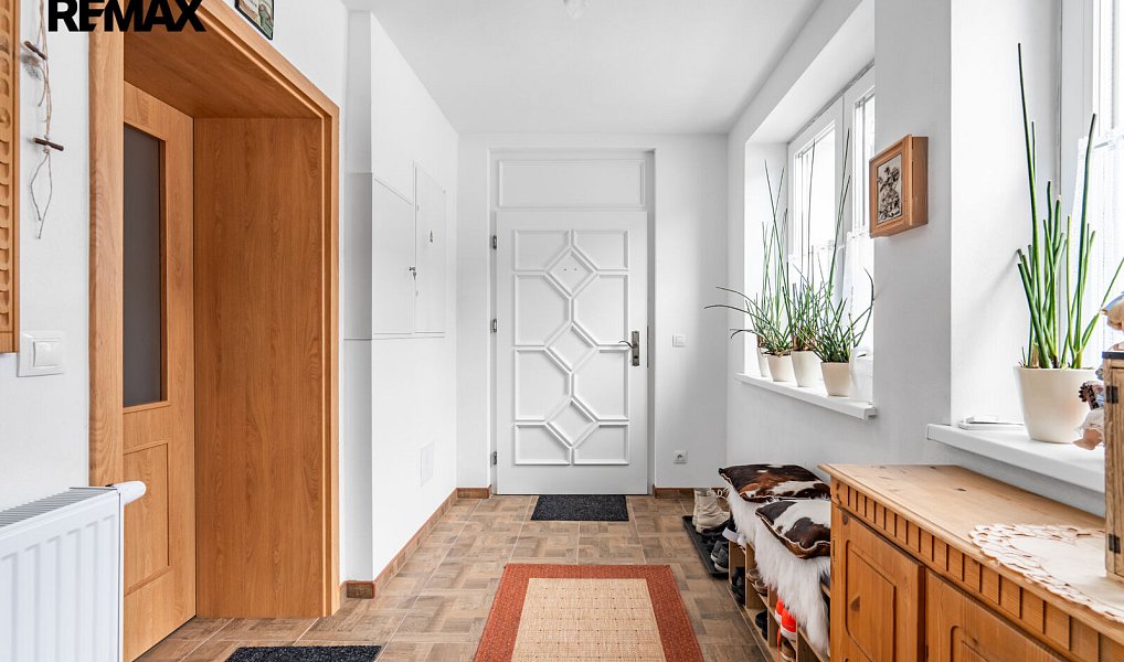 Prodej domu 267 m² s pozemkem 2 257 m², Horšovský Týn – náhled fotky 12