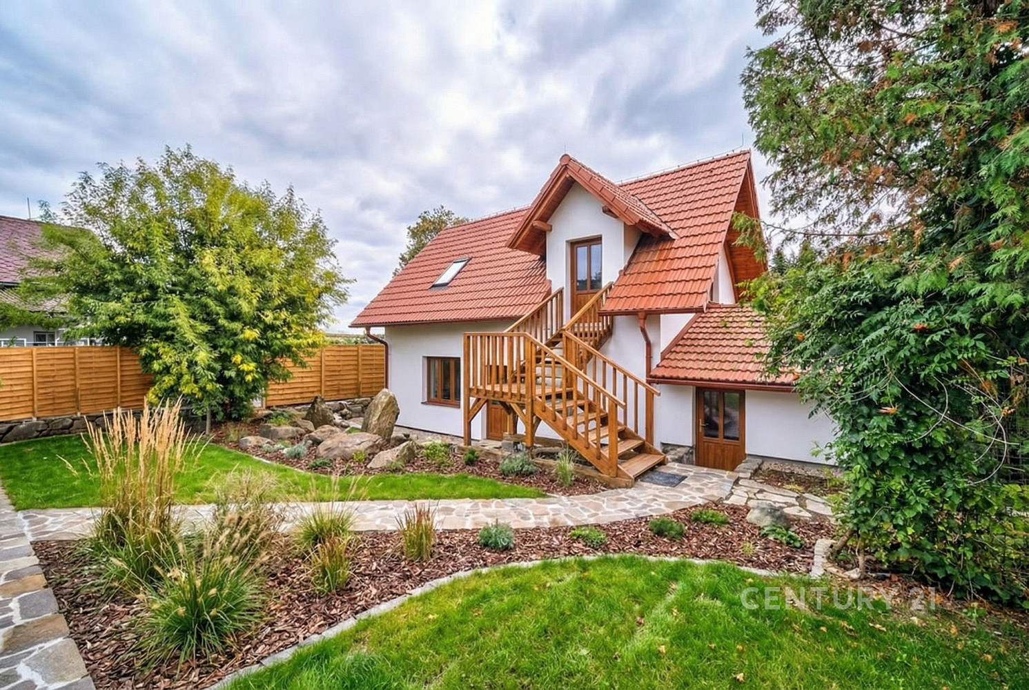 Prodej stavebního pozemku 1 825 m²