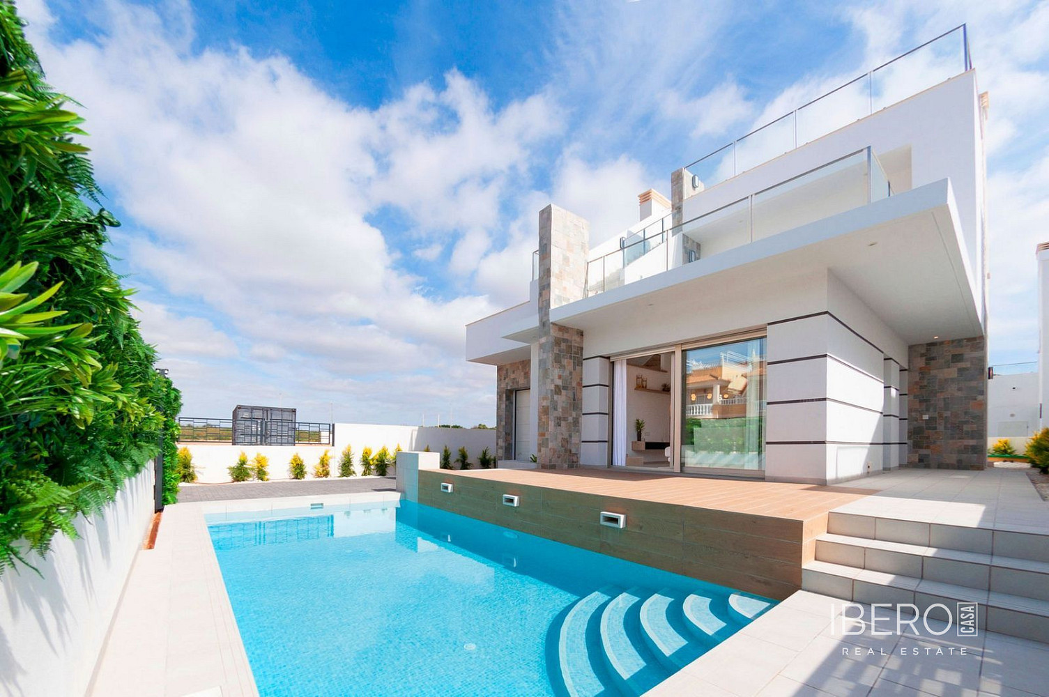 Prodej domu 170 m² s pozemkem 283 m²