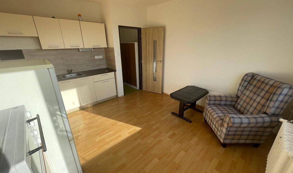 Pronájem bytu 1+kk 18 m², Děčín – náhled fotky 10