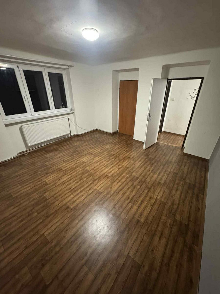 Pronájem bytu 3+kk 61 m² – fotografie 2