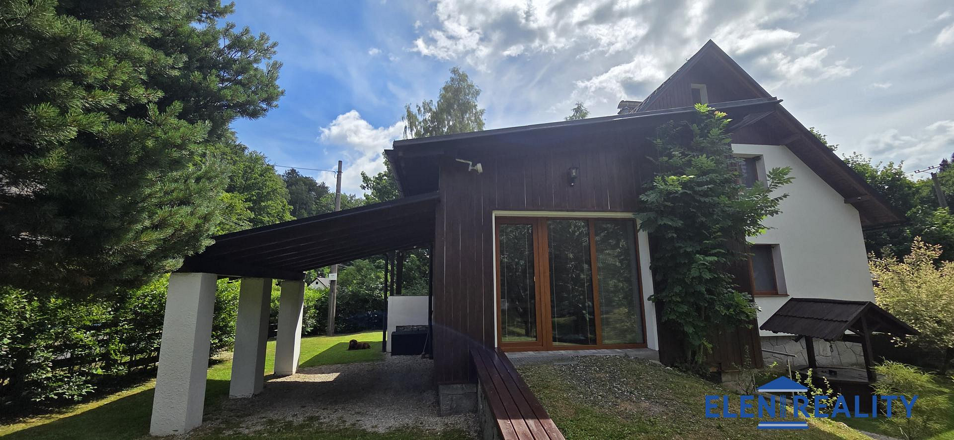 Prodej domu 320 m² s pozemkem 1 160 m² – fotografie 2
