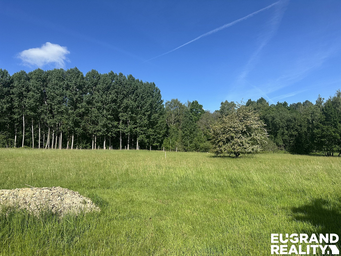 Prodej pozemku 37 713 m²