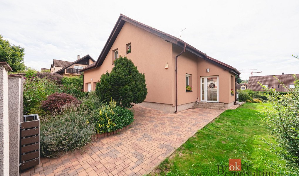 Prodej domu 322 m² s pozemkem 1 262 m², Plzeň – náhled fotky 37