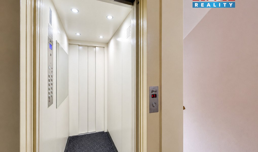 Prodej bytu 1+1 38 m², Opava – náhled fotky 14