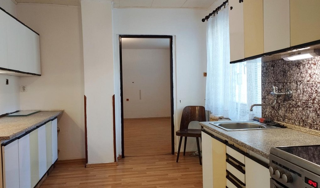 Prodej domu 240 m² s pozemkem 750 m², Úvaly – náhled fotky 5