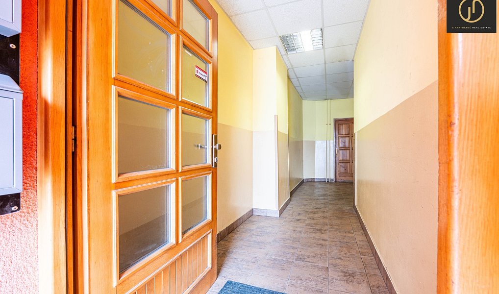 Prodej nájemního domu, činžáku 646 m², Náchod – náhled fotky 18