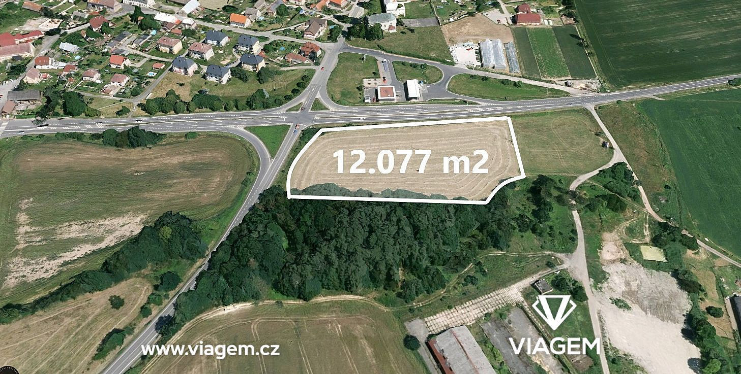 Prodej pole 4 528 m²