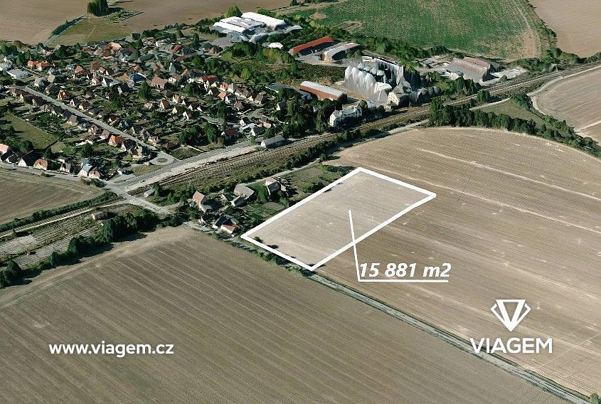 Prodej pole 2 646 m²