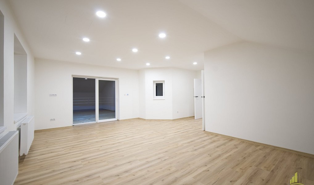 Prodej domu 284 m² s pozemkem 826 m², Horní Poříčí – náhled fotky 8