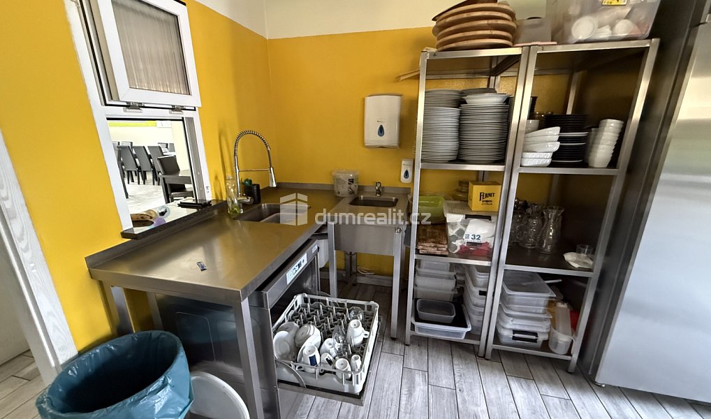 Prodej restaurace 230 m², Dasnice – náhled fotky 20