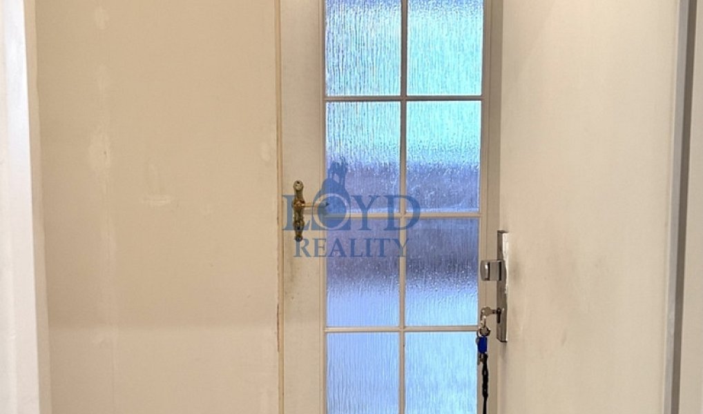 Prodej bytu 2+1 64 m², Karlovy Vary – náhled fotky 9